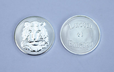 Tiger - Luctor et Emergo Silver Medium